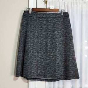 Pull on elastic waist flare skirt size small
